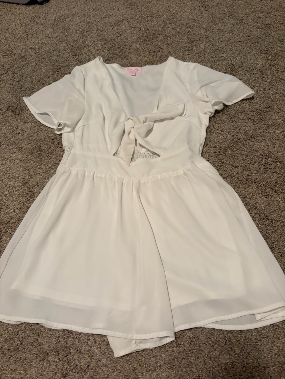 Pink Lily White Tie-Front Romper XS